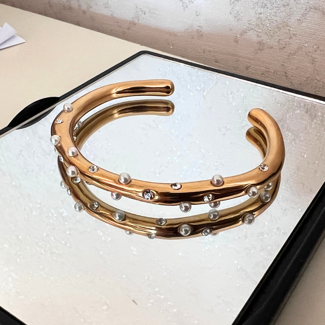 Бугуйвч сувдтай | 18К алтан бүрмэл